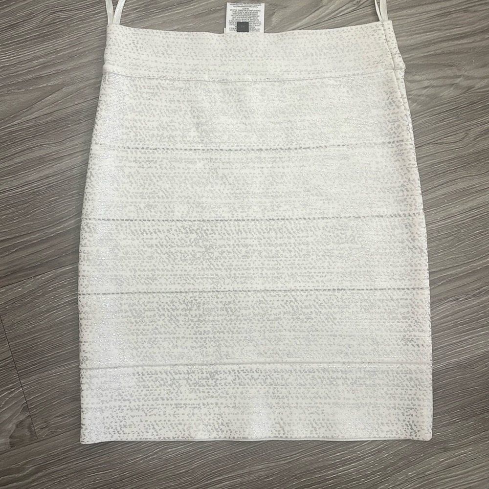 Super sexy white skirt